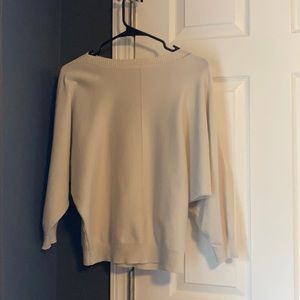 Cute baggy sweater!
